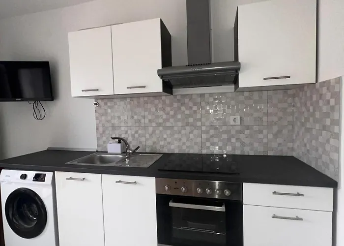 Sea Breeze Apartman *